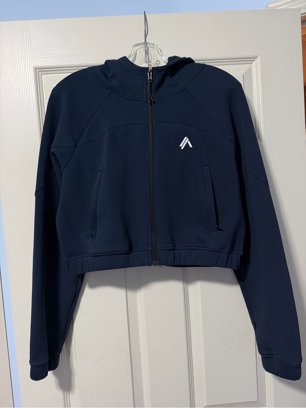 Alphalete Navy Full-zip cropped hoodie